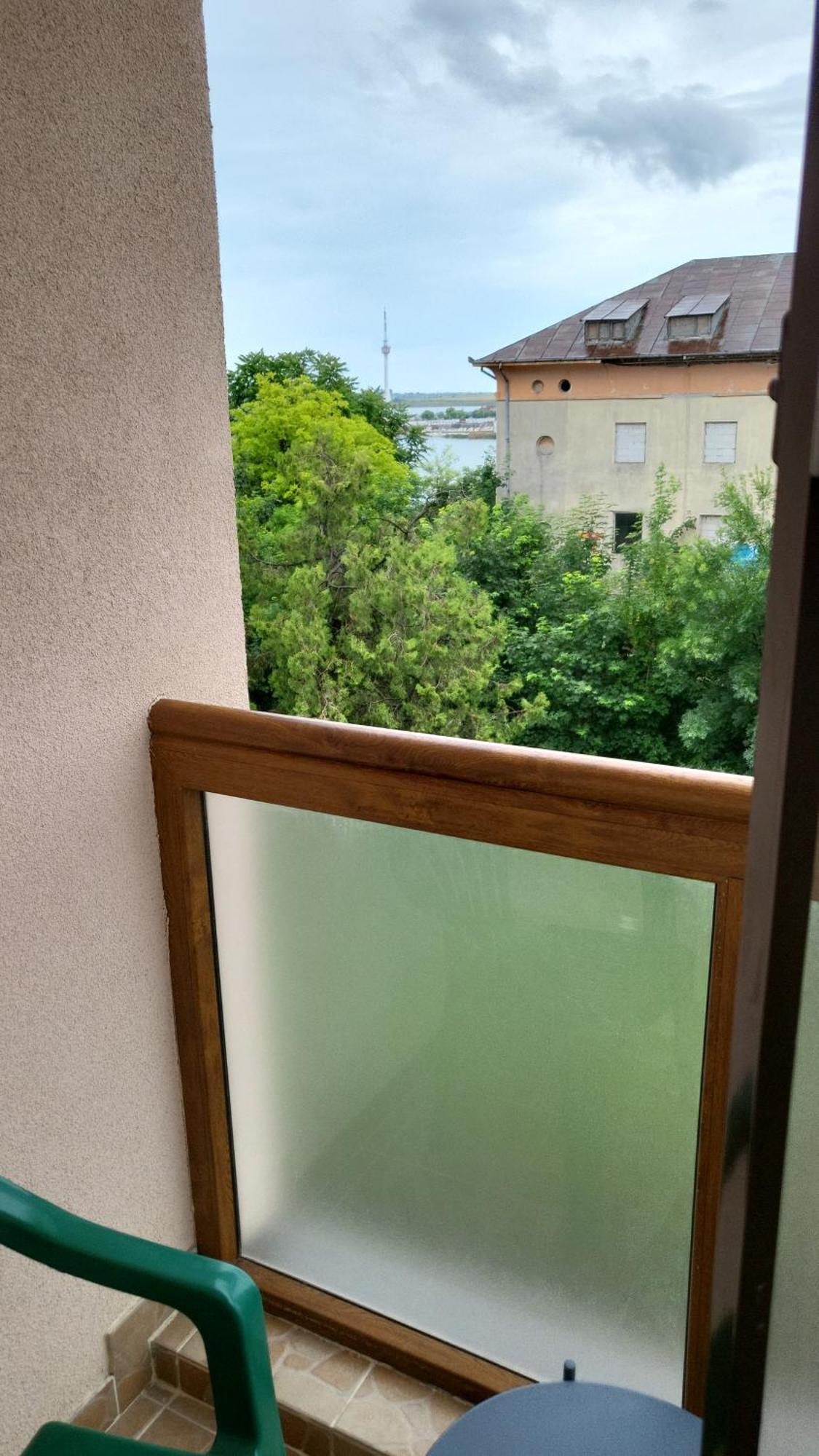 ホテル Rosiem House テキルギオル 部屋 写真