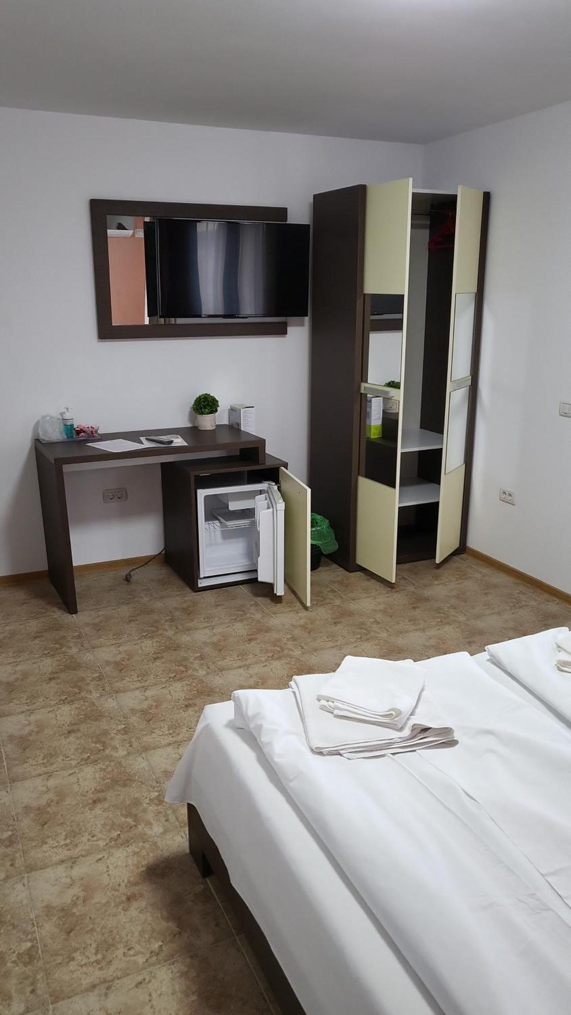ホテル Rosiem House テキルギオル 部屋 写真