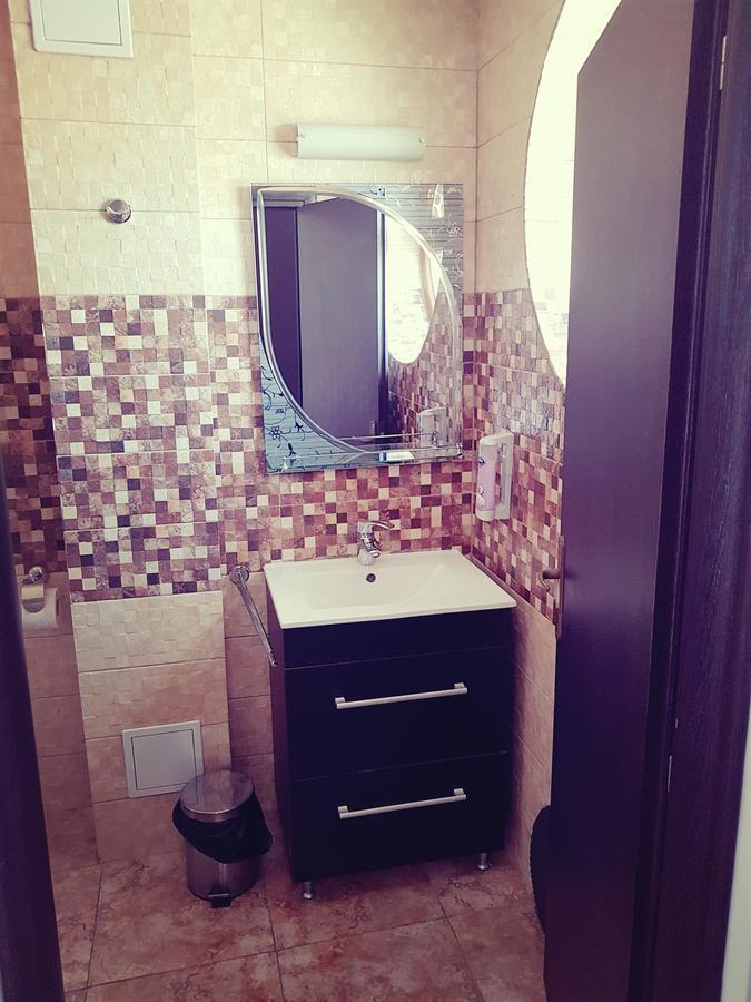 ホテル Rosiem House テキルギオル エクステリア 写真